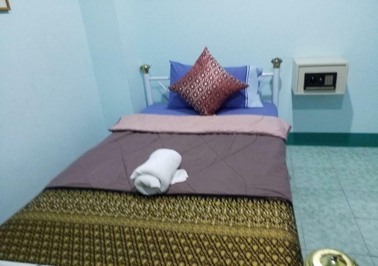 Rung Tawan Hostel Kata Beach  Zewnętrze zdjęcie